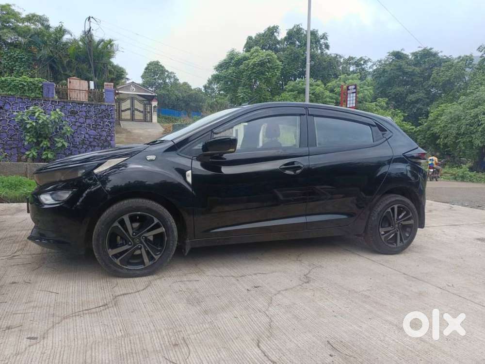 Tata Altroz Xza Plus (s) Dark Edition, 2022, Petrol