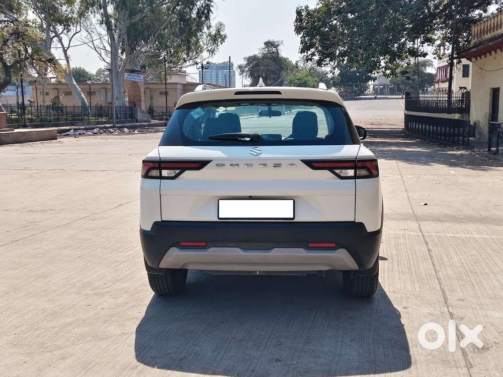 Maruti Suzuki Brezza 1.5 Zxi Cng Dual Tone, 2022, Cng & Hybrids