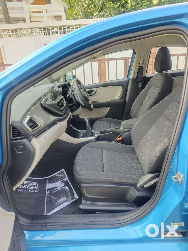 Tata Altroz Xz, 2021, Petrol