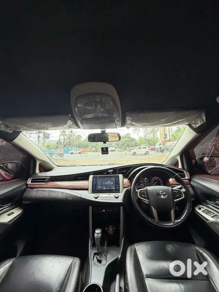 Crysta Touring Sport Diesel Automatic