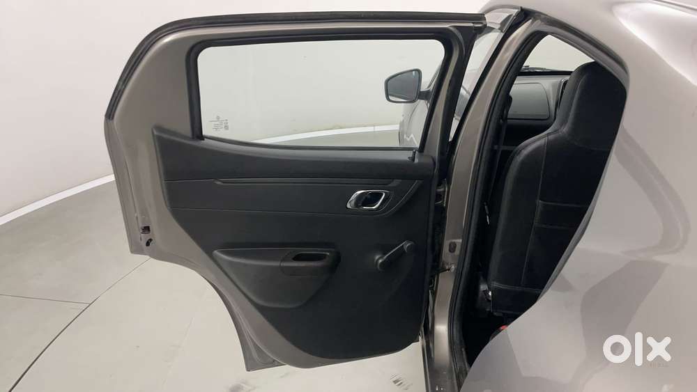 Renault Kwid 2019-ongoing 1.0 Rxt Amt (o), 2019, Petrol