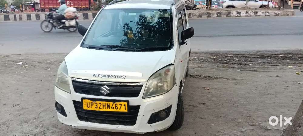 2nd Maruti Suzuki Brezza 2017 Petrol Manual
