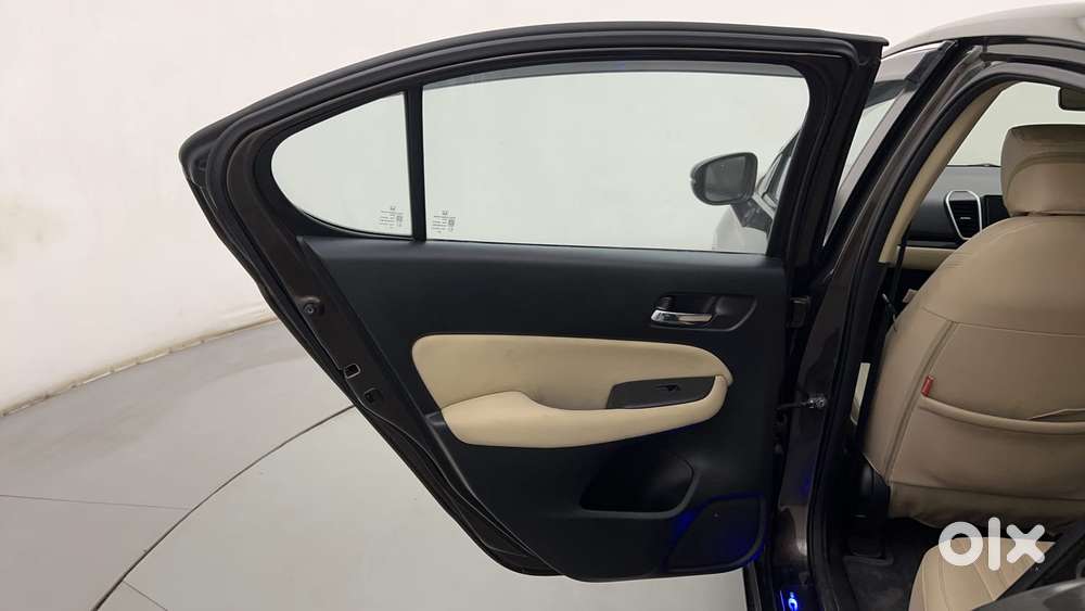 Honda City I-vtec Cvt V, 2022, Petrol