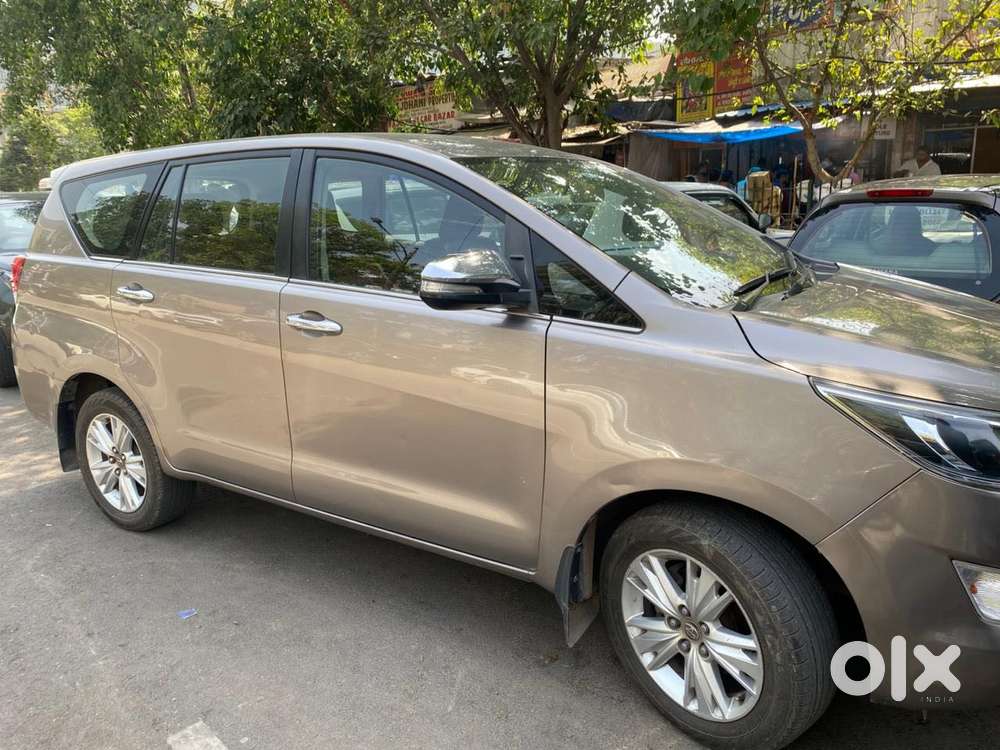 Toyota Innova Crysta 2.8z Automatic, 2017, Diesel