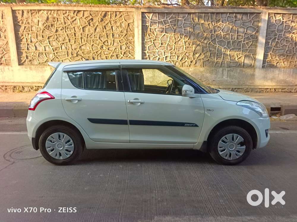 Maruti Suzuki Swift Vxi + Manual, 2012, Cng & Hybrids