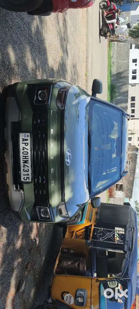 Sunroof Hyundai Exter 2025 Petrol 4000 Km Driven With Annual Toll Pass