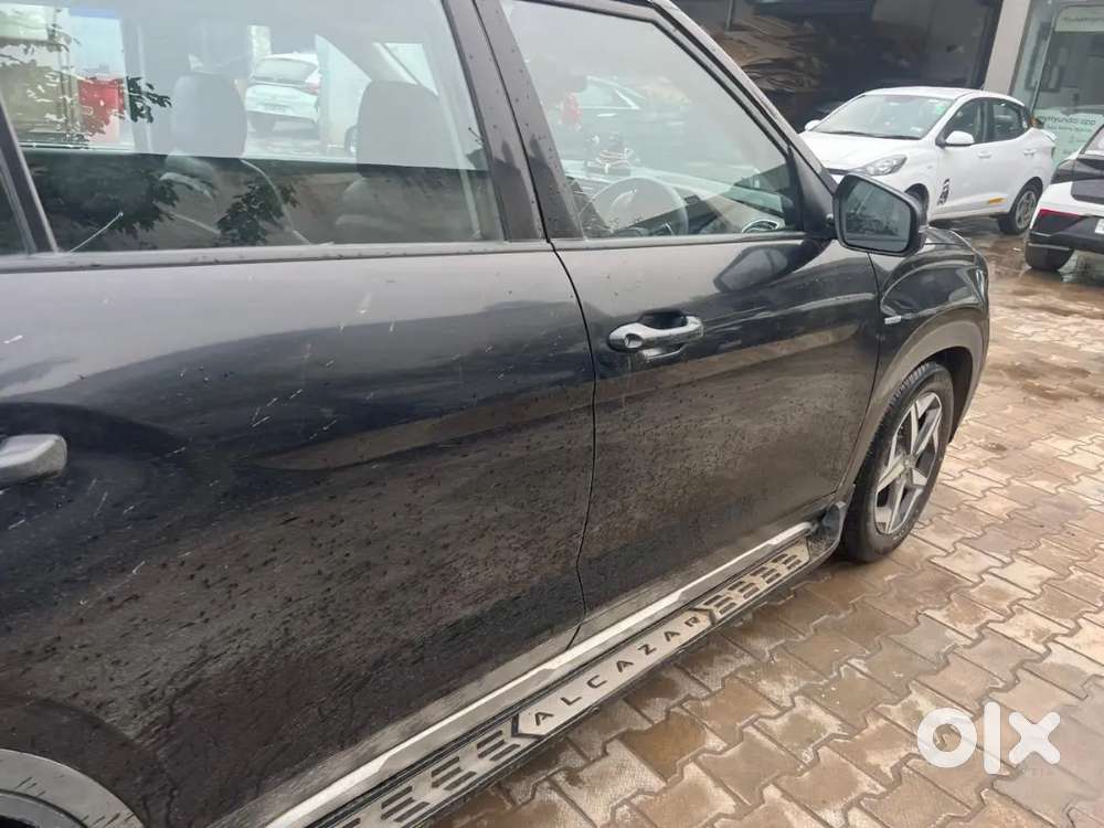 Hyundai Alcazar Automatic Sep-2022 Diesel Well Maintained