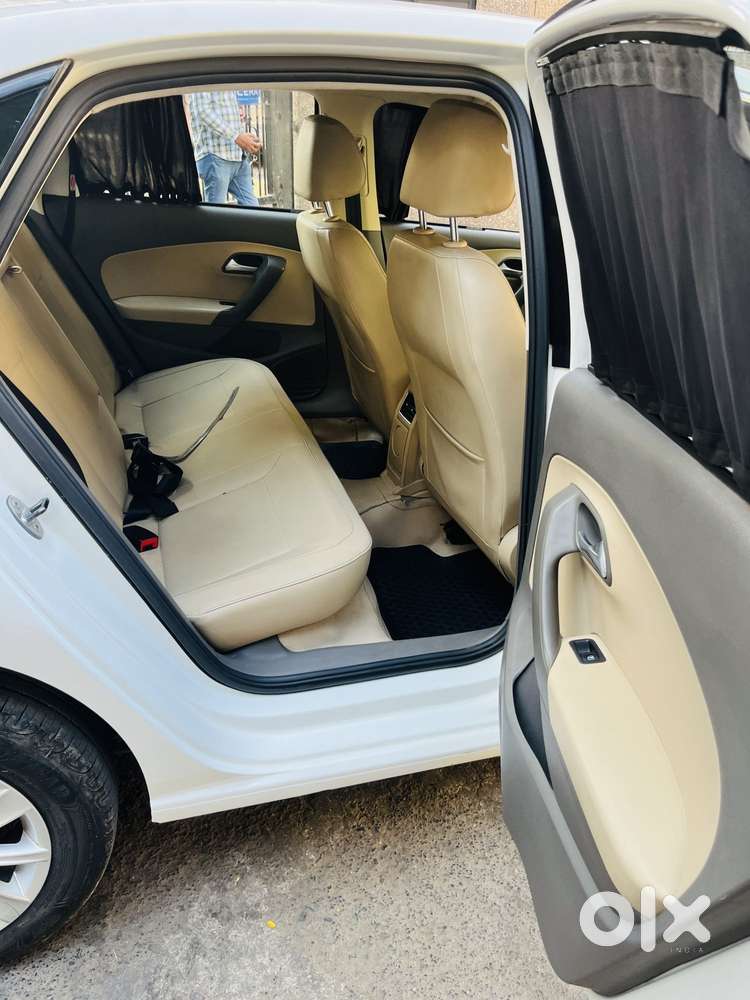 Volkswagen Vento 1.2 Highline Plus At 16 Alloy, 2018, Petrol