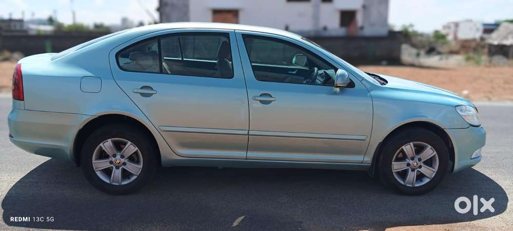 Skoda Laura 1.9 Tdi Mt Ambiente, 2010, Diesel