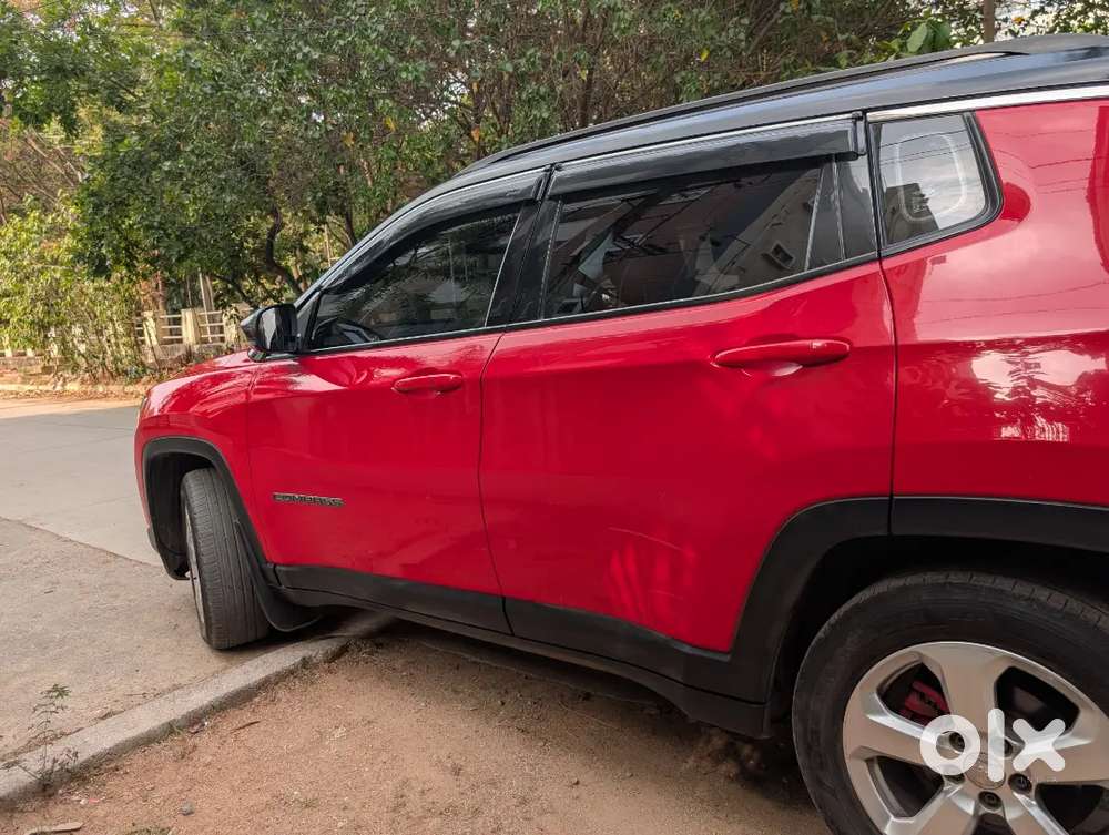 Jeep Compass 2017 Petrol 95300 Km Driven