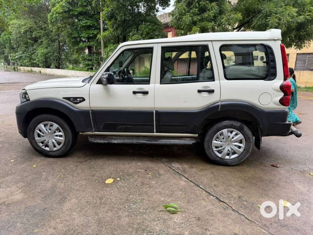 Mahindra Scorpio S4 Plus 9s, 2023, Diesel
