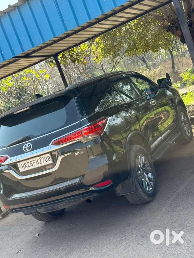 Toyota Fortuner 2017 Diesel 120000 Km Driven