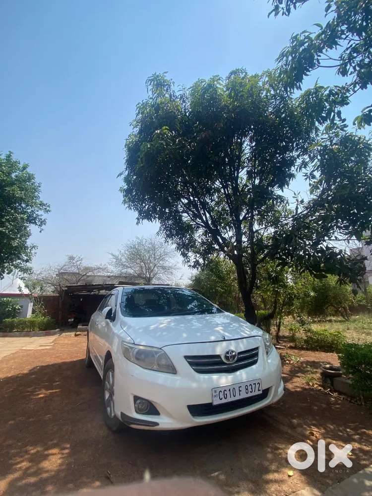 Toyota Corolla Altis 2010 Petrol Well Maintained