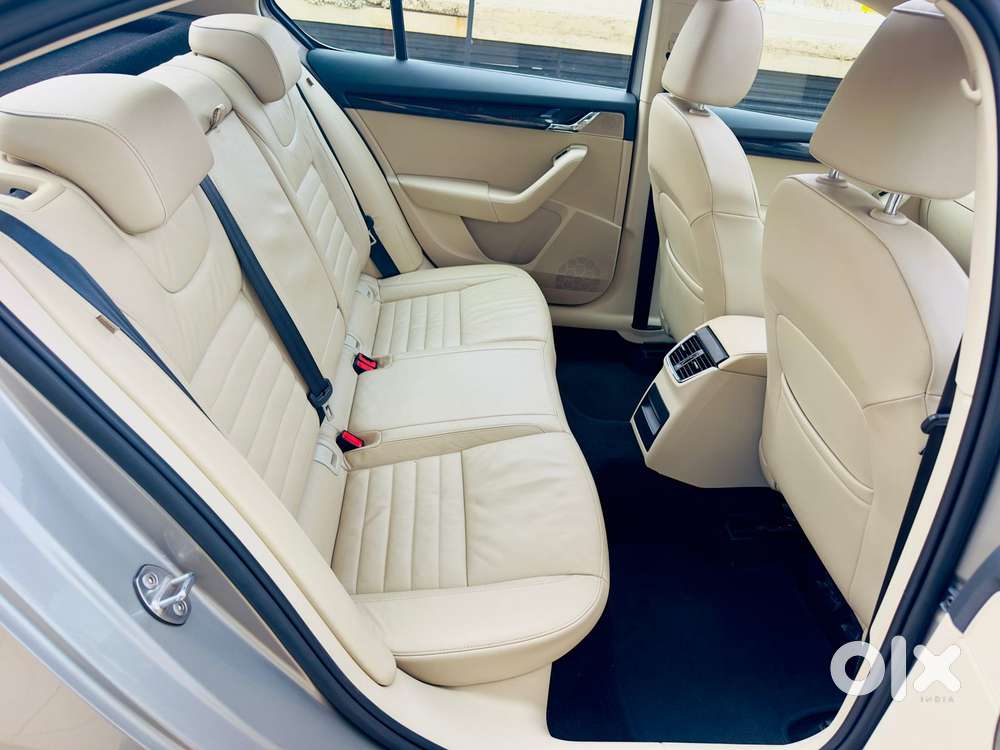 Skoda Octavia 2013-2017 Elegance 1.8 Tsi At, 2015, Petrol