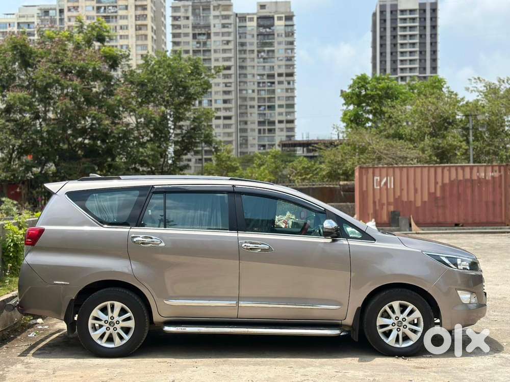 Toyota Innova Crysta 2.8 Gx At 8s, 2019, Diesel