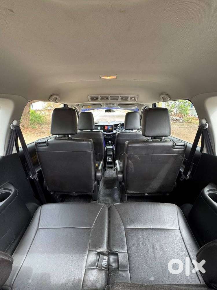 Maruti Suzuki Xl6 1.5 Alpha Mt, 2019, Petrol