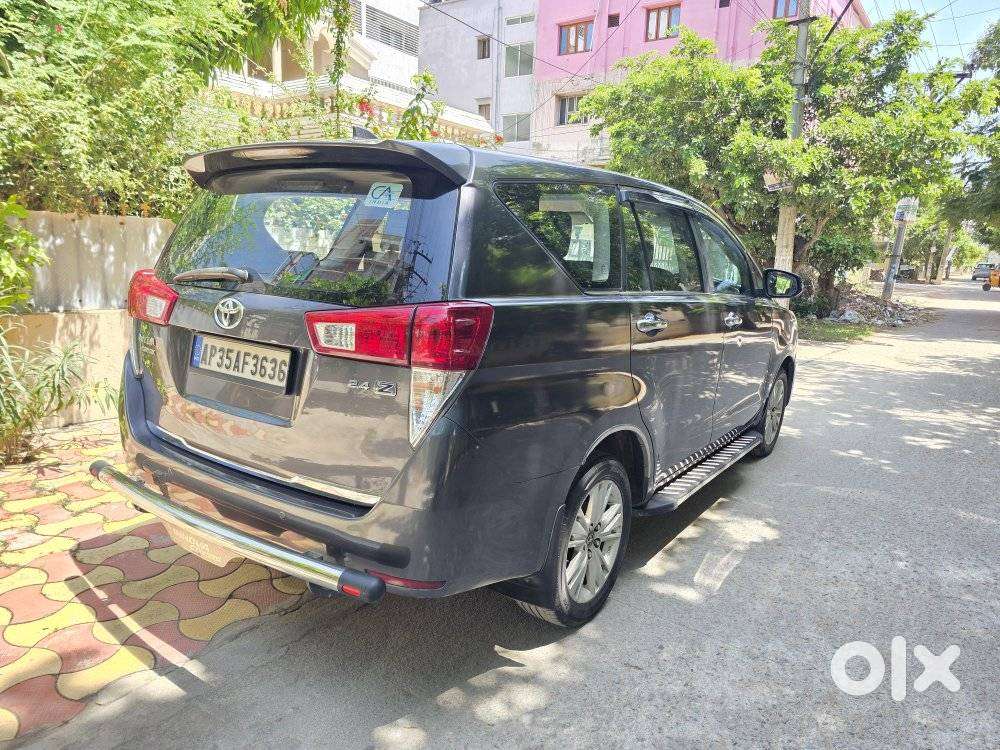 Toyota Innova Crysta 2.5z, 2016, Diesel