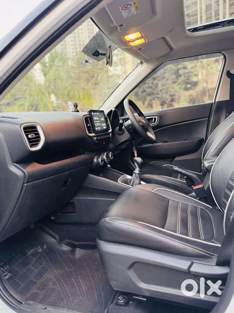 Hyundai Venue Sx (o) Mt 1.5 Diesel, 2019, Diesel