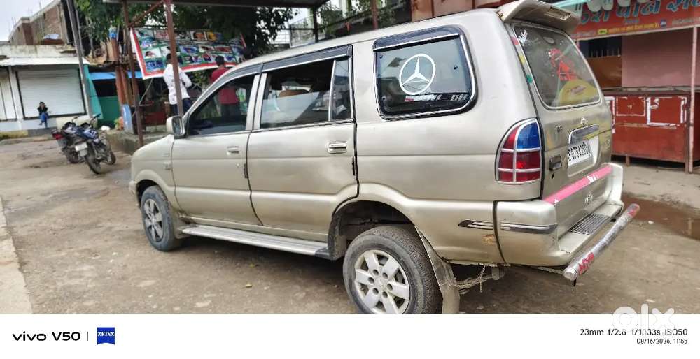 Chevrolet Tavera Neo 2014 Diesel 9-seat