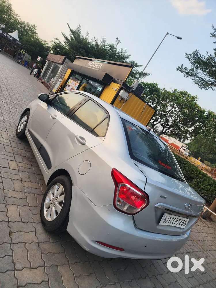 Hyundai Xcent 2015 Diesel Well Maintained Top Model