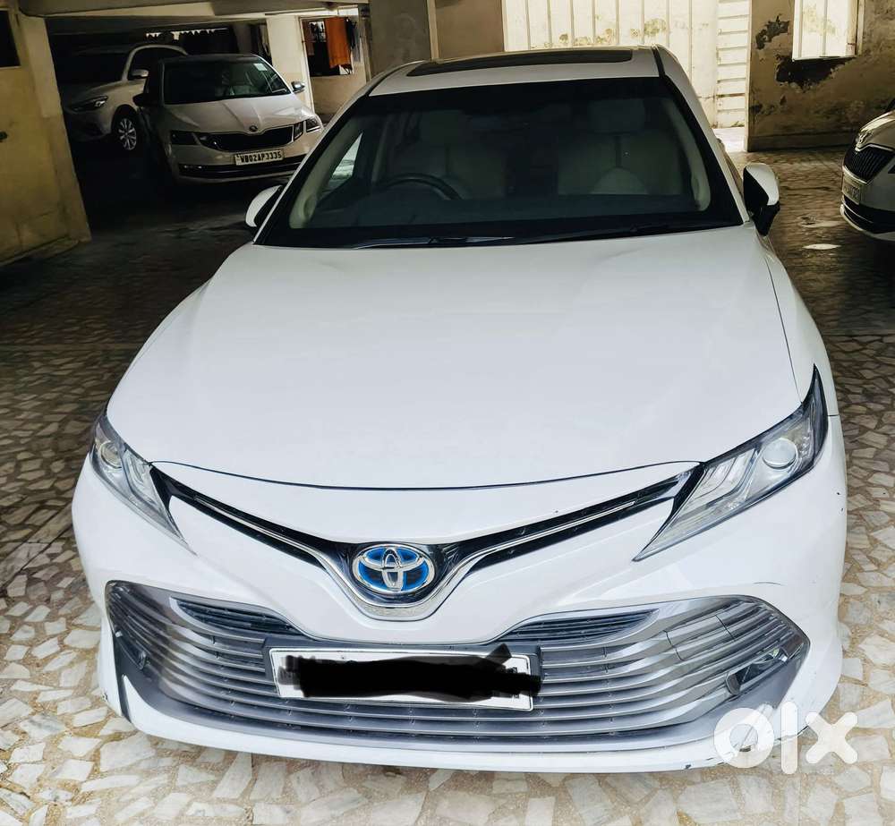 Toyota Camry Hybrid, 2024, Petrol