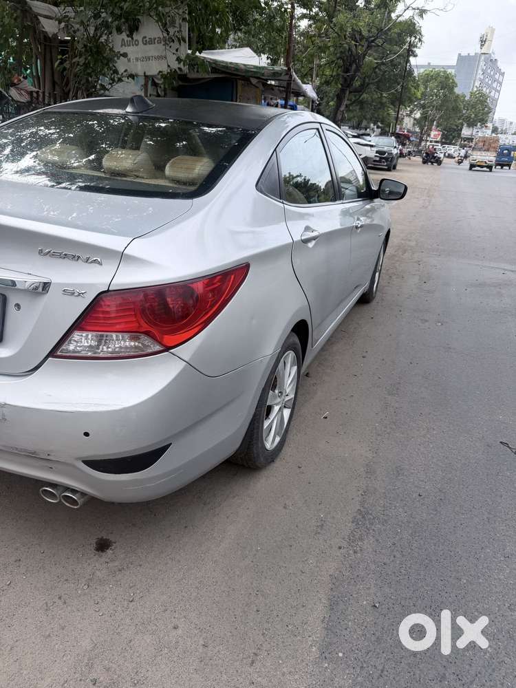 Hyundai Fluidic Verna 1.6 Vtvt Sx, 2012, Petrol