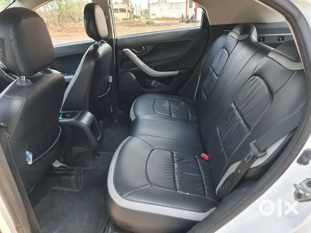 Tata Nexon Xms Diesel L Nov 2020 L 1st Owner  Excellent Condition