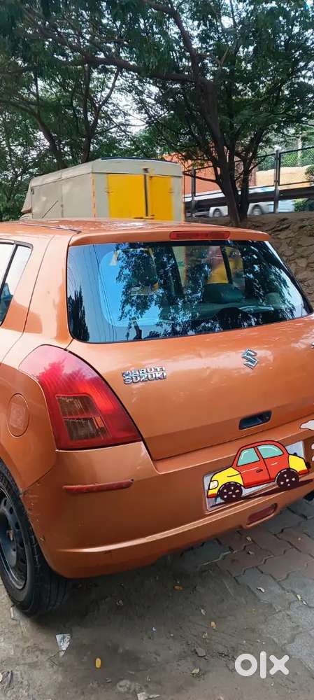 Maruti Suzuki Swift 2005 Petrol 113000 Km Driven