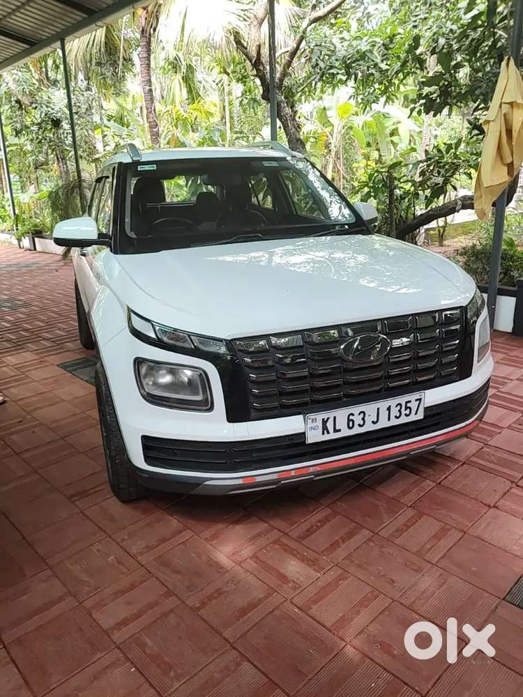 Hyundai New Venue S  Petrol Manual 2022 Single Ownership