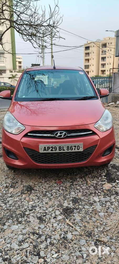 Hyundai I10 Sportz, 2011, Petrol