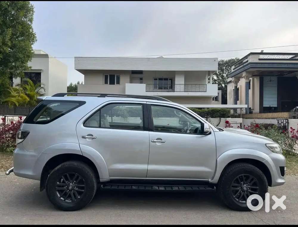 Toyota Fortuner 2015 Diesel Well Maintained