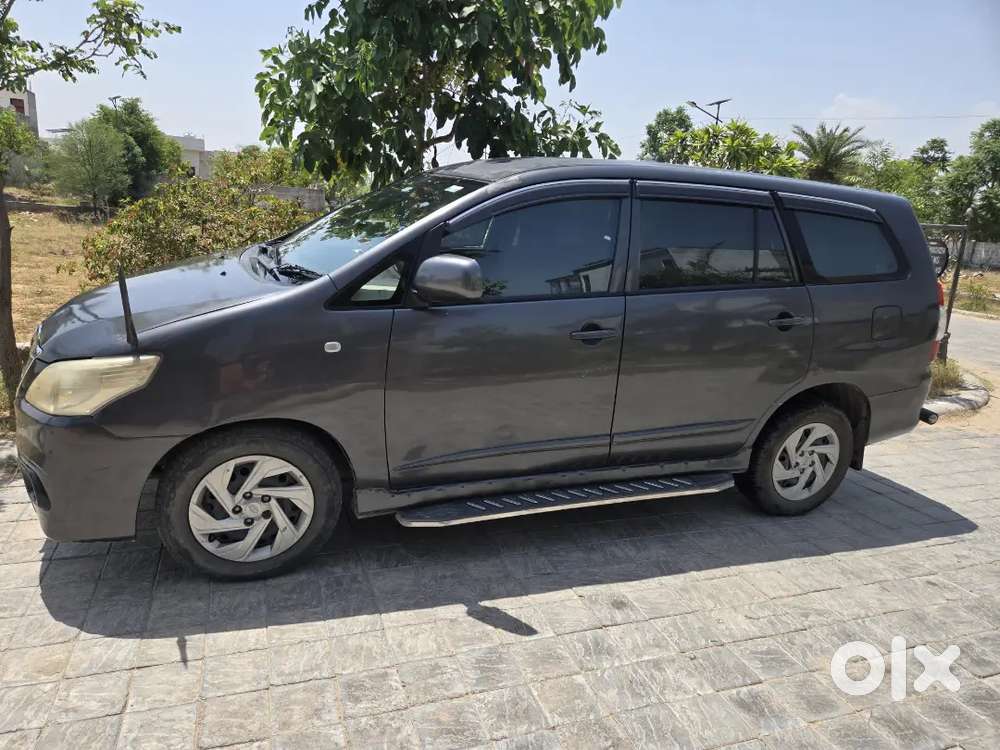 Toyota Innova 2.5 G 2015 Diesel Manual