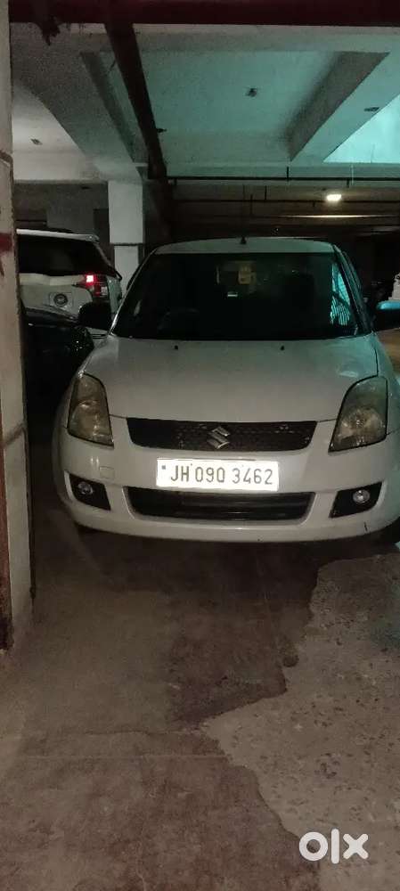 Swift 2011 Maruti Suzuki