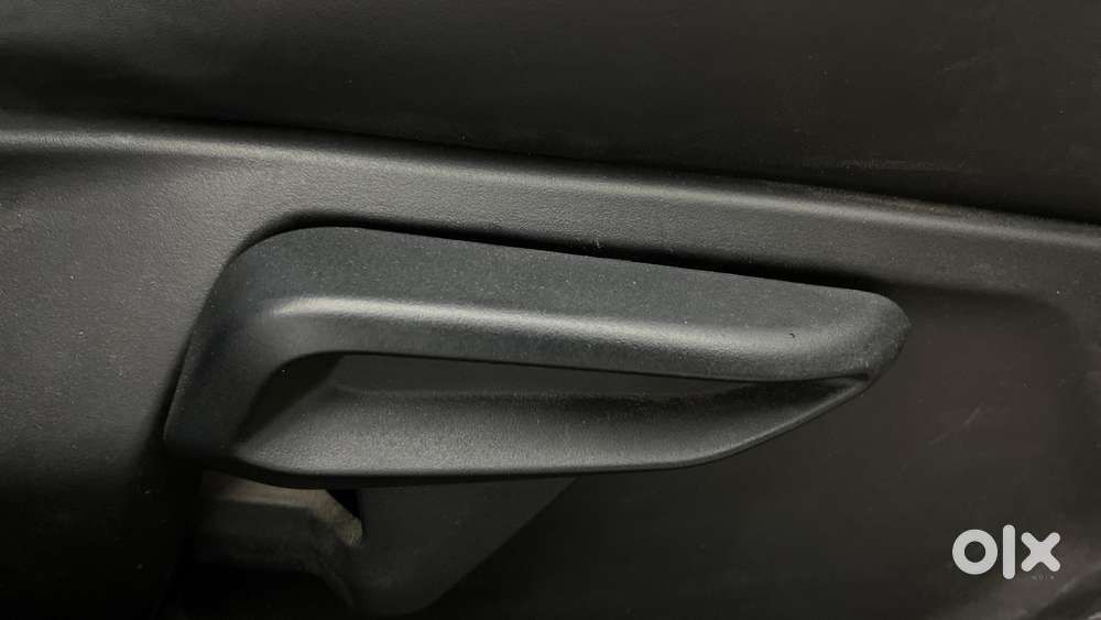 Tata Nexon 1.2 Revotron Xza Plus, 2022, Petrol