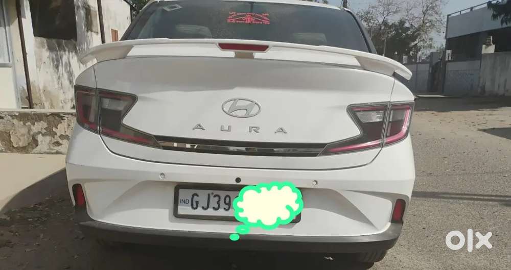 Aura In Showroom Condition