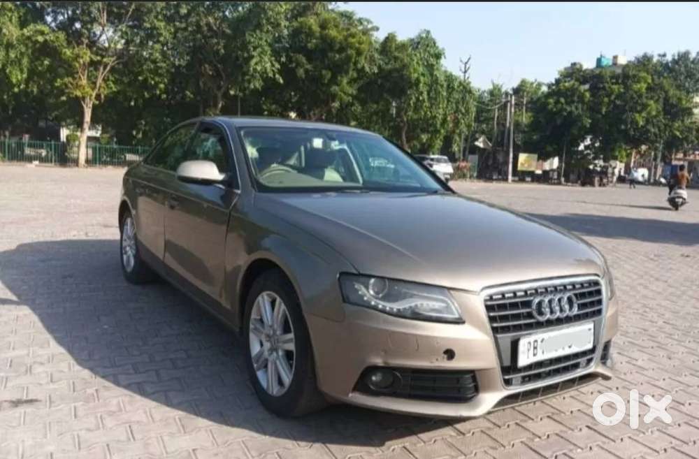 Audi A4, 2010, Petrol