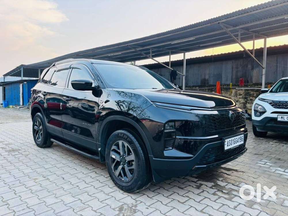 Tata Safari Pure Plus S Dark Edition, 2025, Diesel