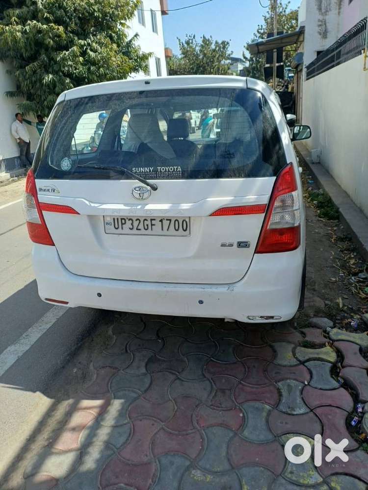 Toyota Innova 2.5 G (diesel) 7 Seater, 2015