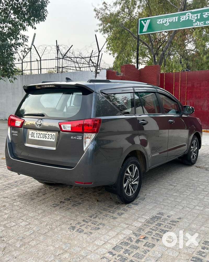 Toyota Innova Crysta 2.4 G Mt, 2022, Diesel