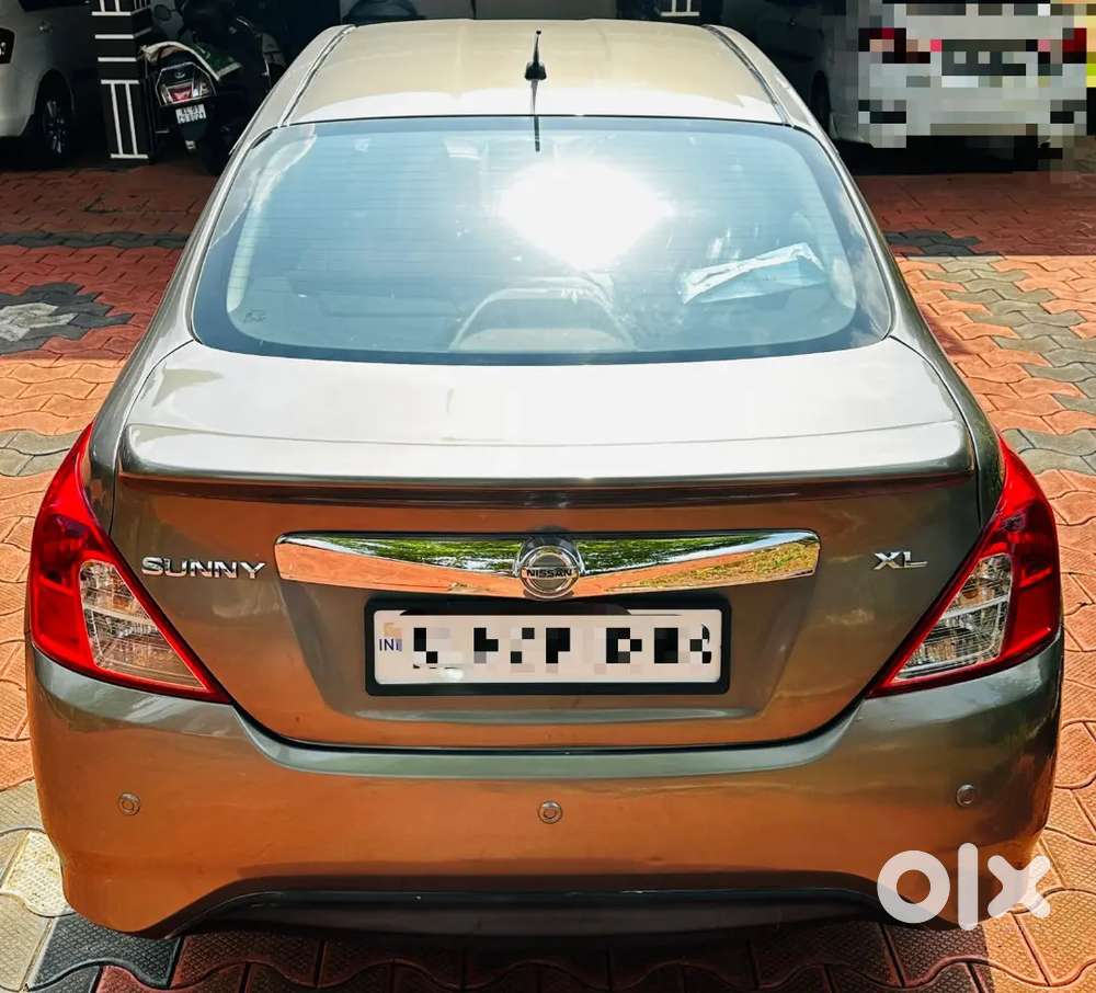 Nissan Sunny 2017