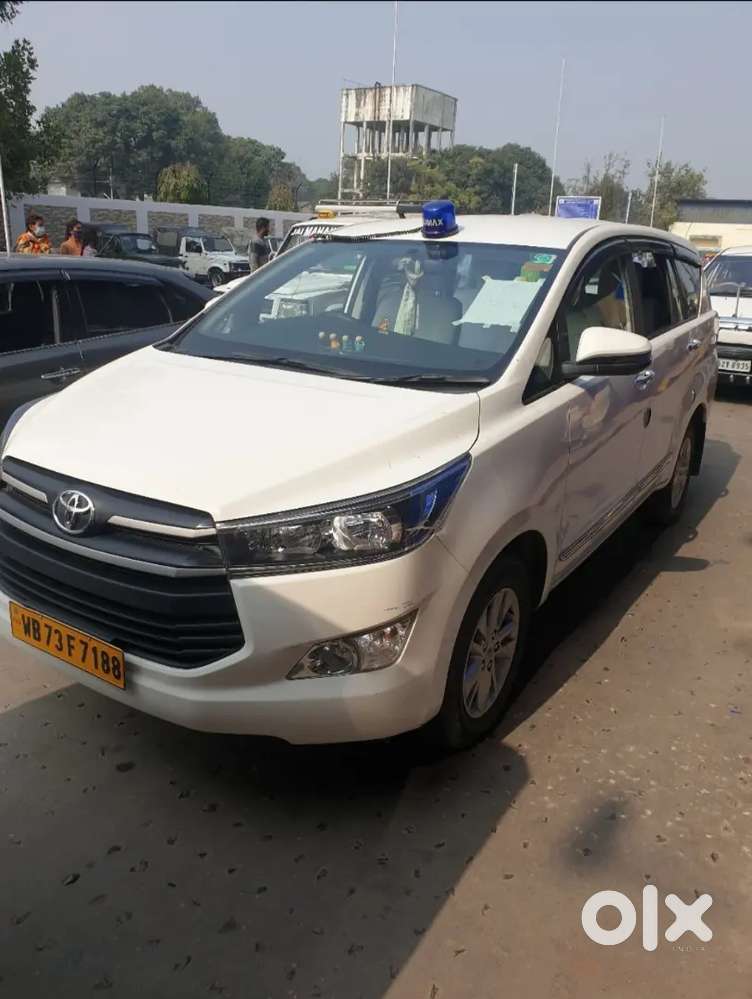 Toyota Innova Crysta 2.4 Mt 2020.cental Govt. Vehicle.all Papers Updat