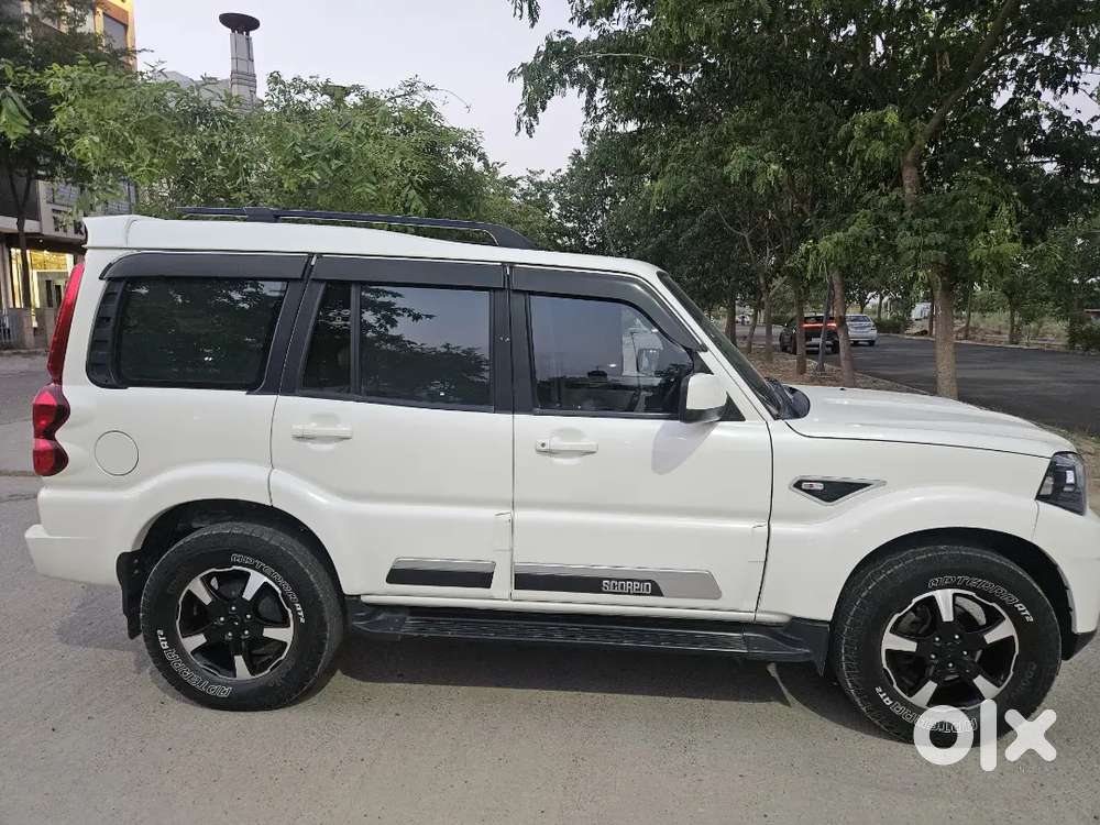 Mahindra Scorpio Classic 2022 S11