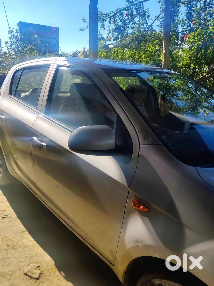 Good Condition Hyundai I20 Magna For Sale... All Ok Ac Working Fine