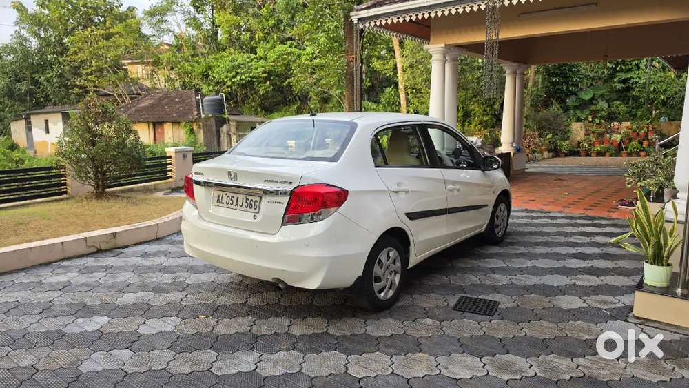Honda Amaze Diesel 2014