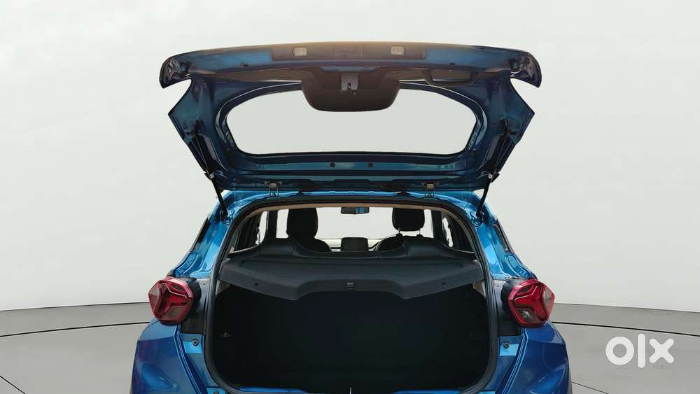 Tata Punch 1.2 Revotron Creative Dual Tone, 2021, Petrol
