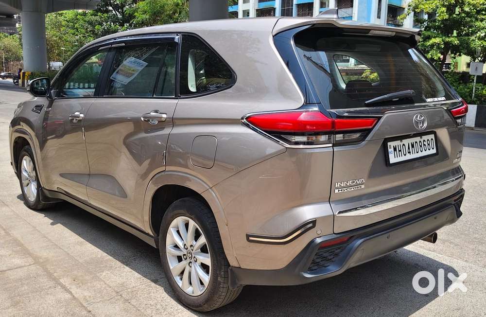 Toyota Innova Hycross 2.0 Vx (o) Hybrid 8 Str, 2024, Cng & Hybrids