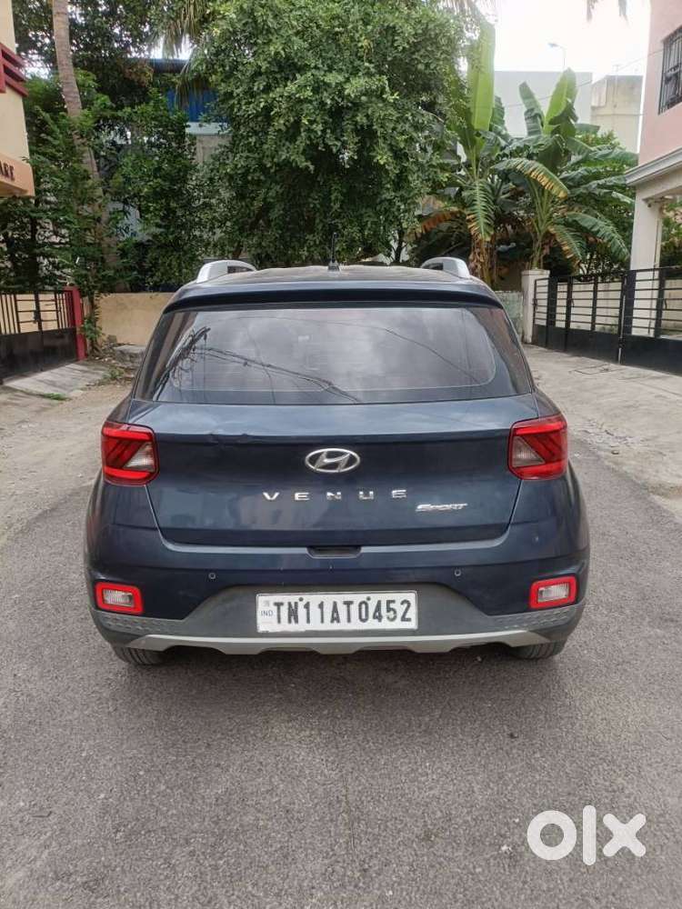 Hyundai Venue 1.2 S Plus, 2020, Petrol