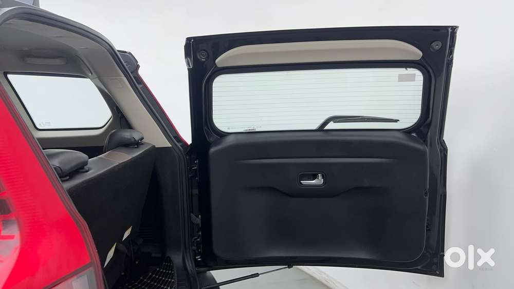 Mahindra Scorpio N Z8 L Petrol At 7 Str, 2023, Petrol