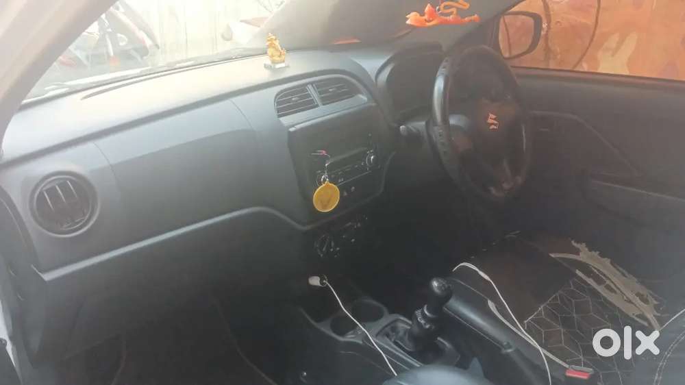 Maruti Suzuki Alto 2023 Petrol 1st Meter Running 32000