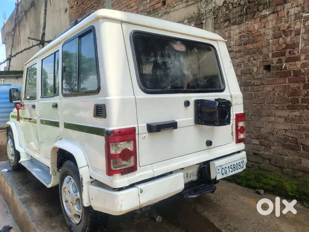 Mahindra Bolero Neo 2004